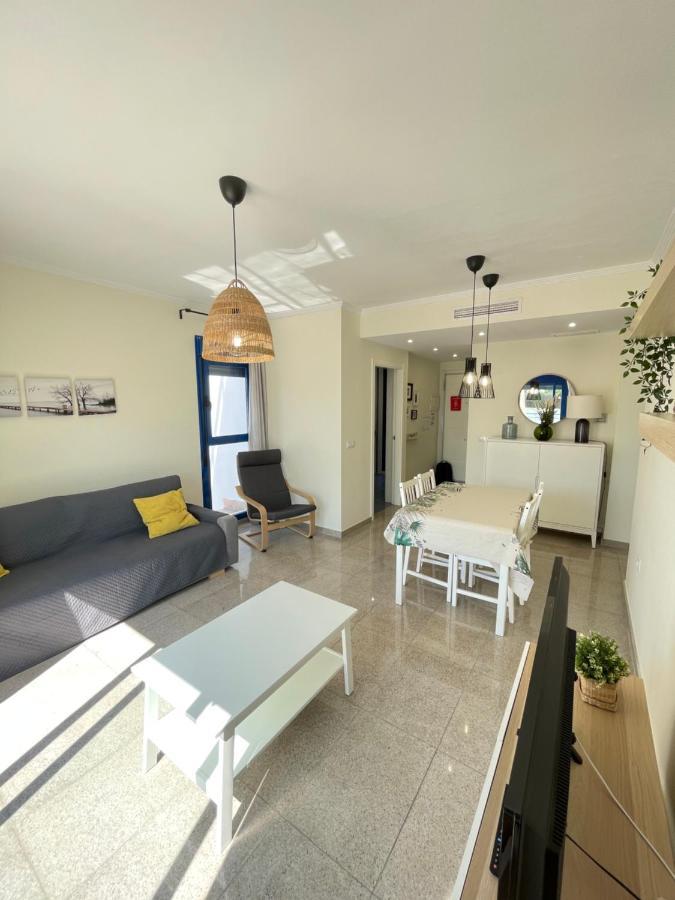 Apartamento 4 Personas, Amplias Terrazas Y 2Oo Mt De La Playa デニア エクステリア 写真